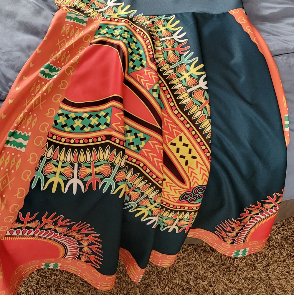 Dress - Picture 2 of 2